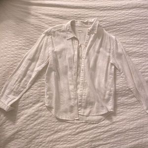 White Aritzia Button up XXS